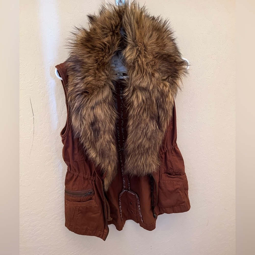 Anthropologie fur vest